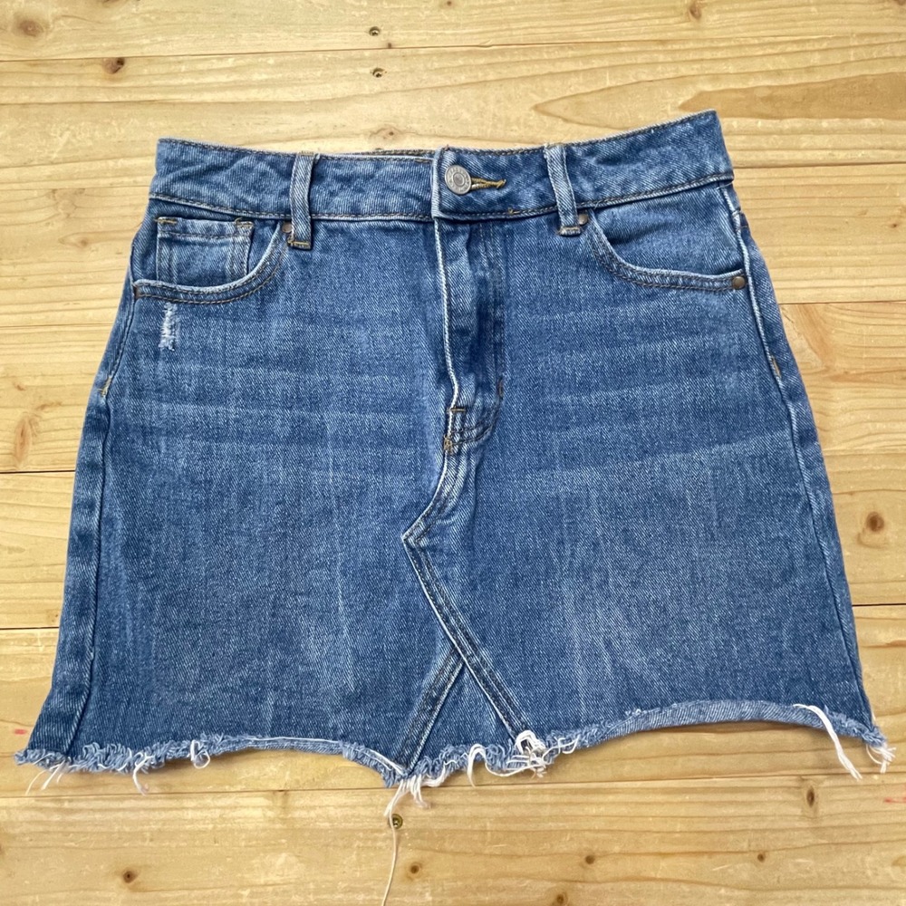 Pacsun Denim Mini‎ Skirt Frayed Hem Blue Jean Skater Skirt Women's Size 24